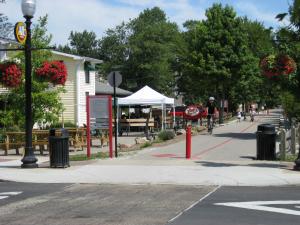 Carmel Streets at Bub's Burgers (c) copyright 2007 by Shields Gardens Ltd.  All rights reserved.